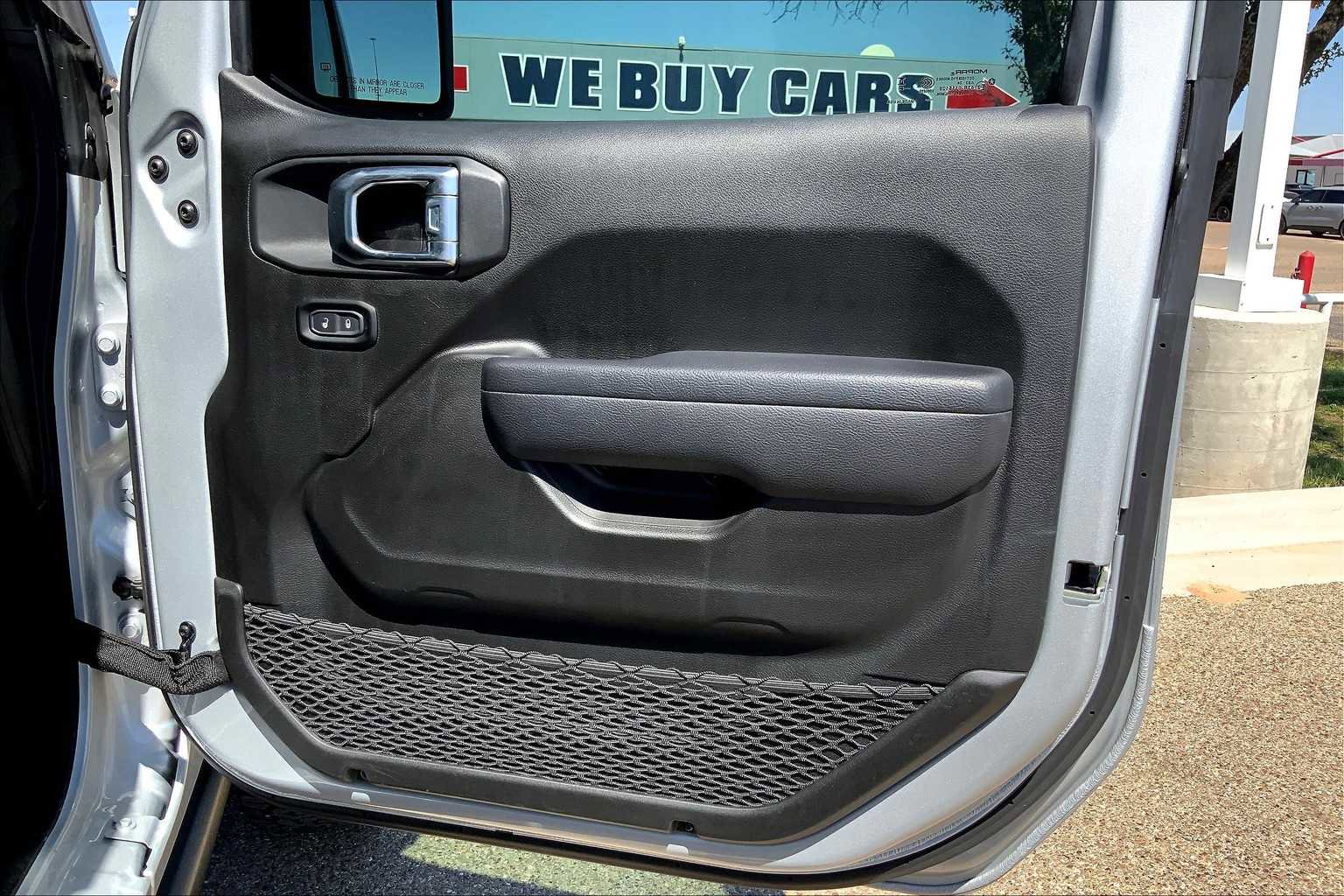 Used 2024 Jeep Wrangler Unlimited Rubicon image 43