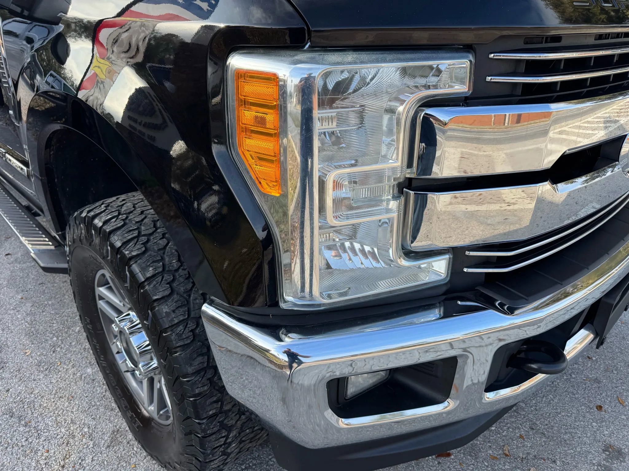 Used 2017 Ford F250 Lariat w/ Lariat Value Package image 34
