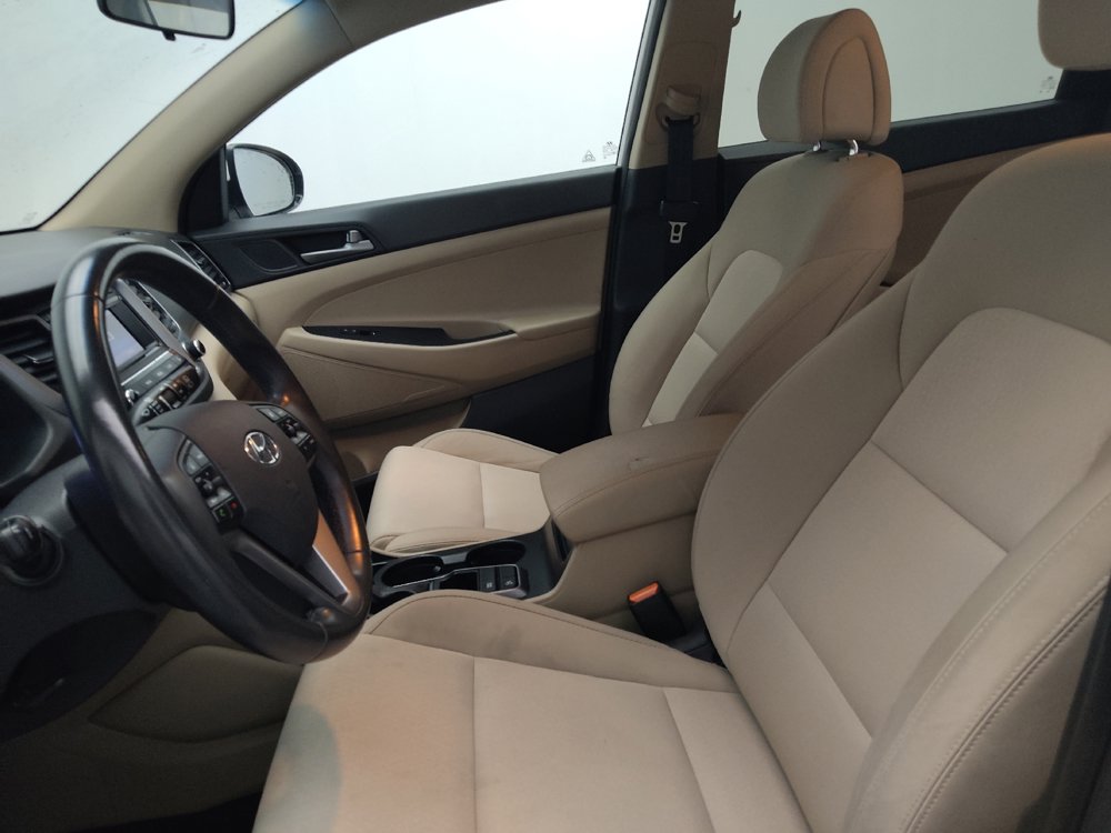 Used 2017 Hyundai Tucson Sport FWD image 17