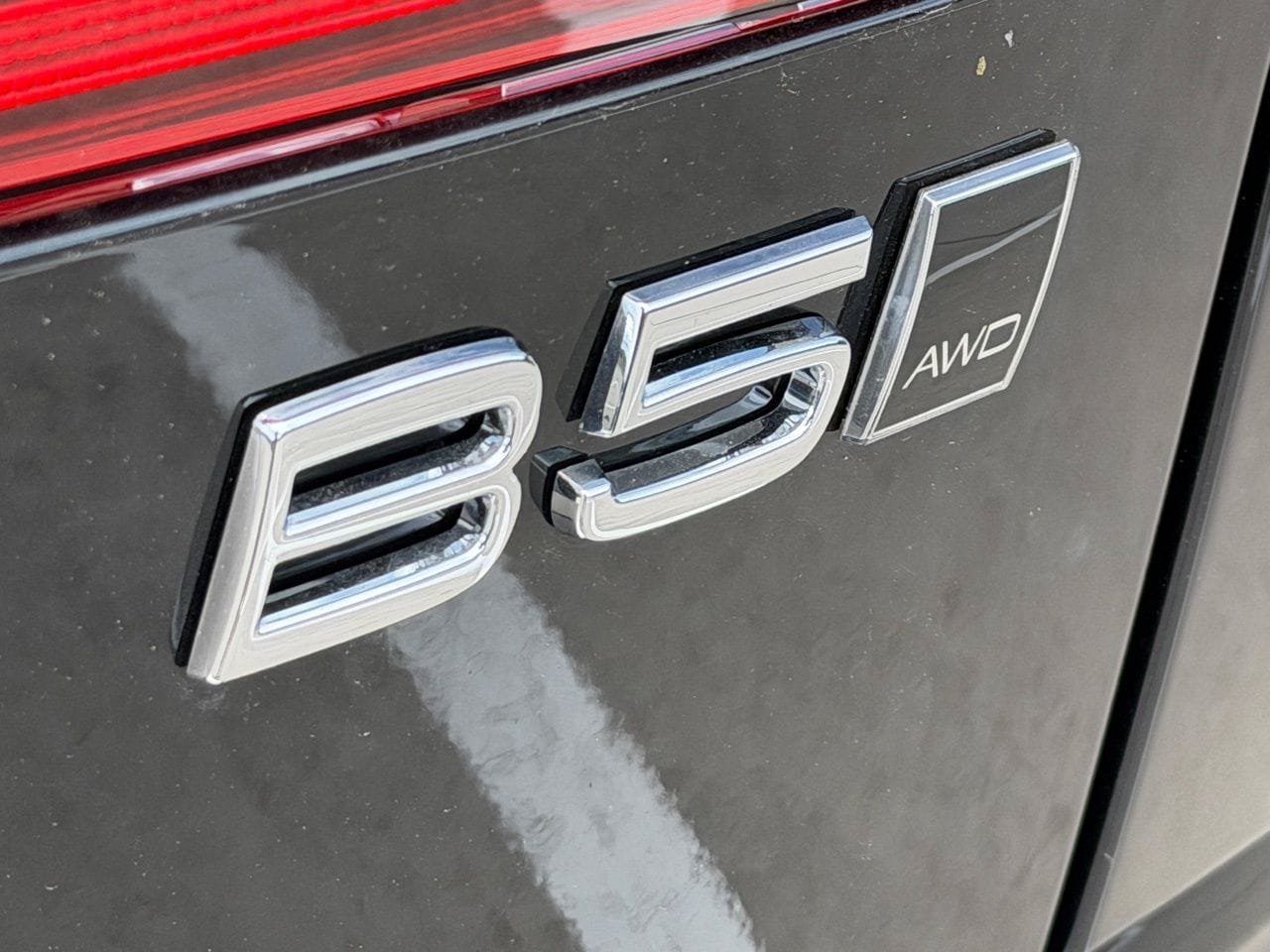 New 2027 Volvo XC60 B5 Ultra AWD/4WD image 9