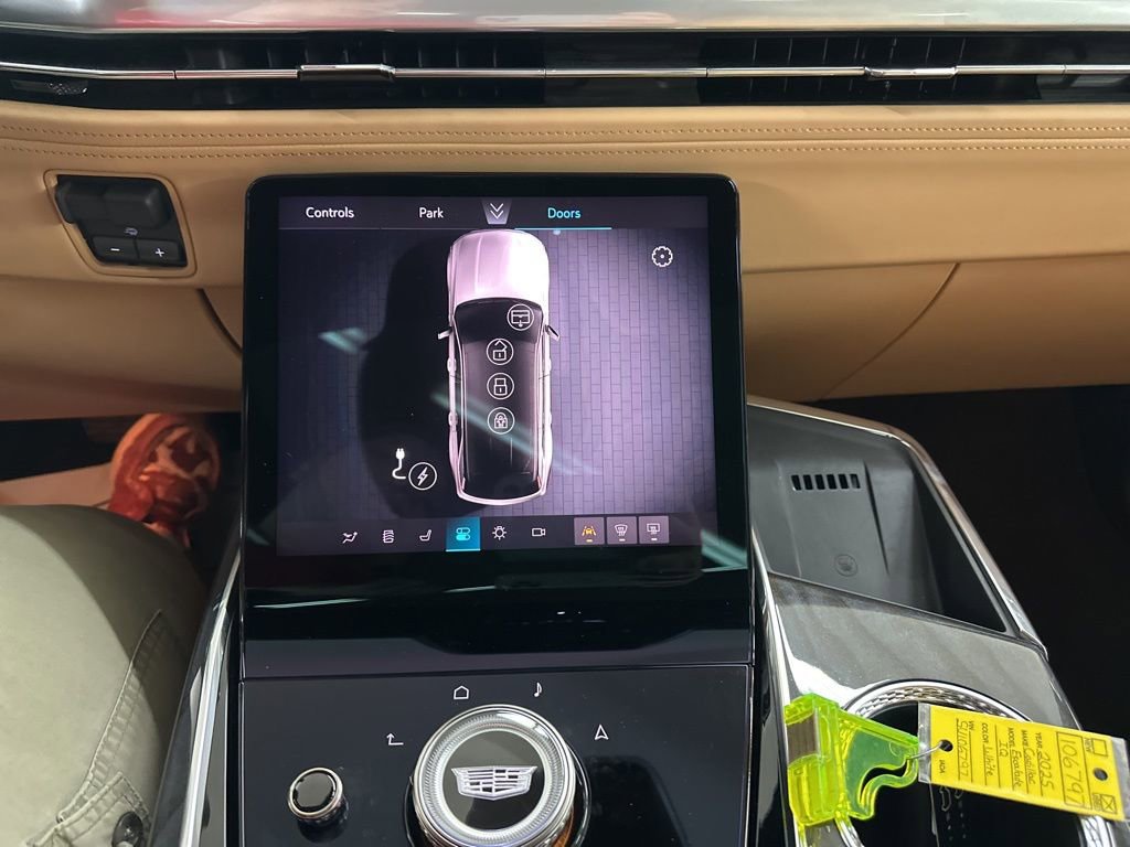 Certified 2025 Cadillac Escalade IQ Sport 2 w/ LPO, ONYX Package image 44