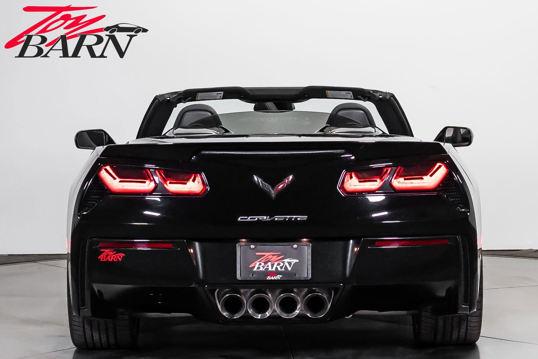 Used 2015 Chevrolet Corvette Stingray Convertible w/ 2LT Preferred Equipment Group RWD image 4