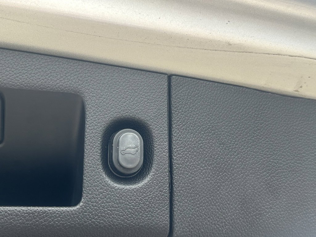 Used 2020 Chevrolet Tahoe LT image 9