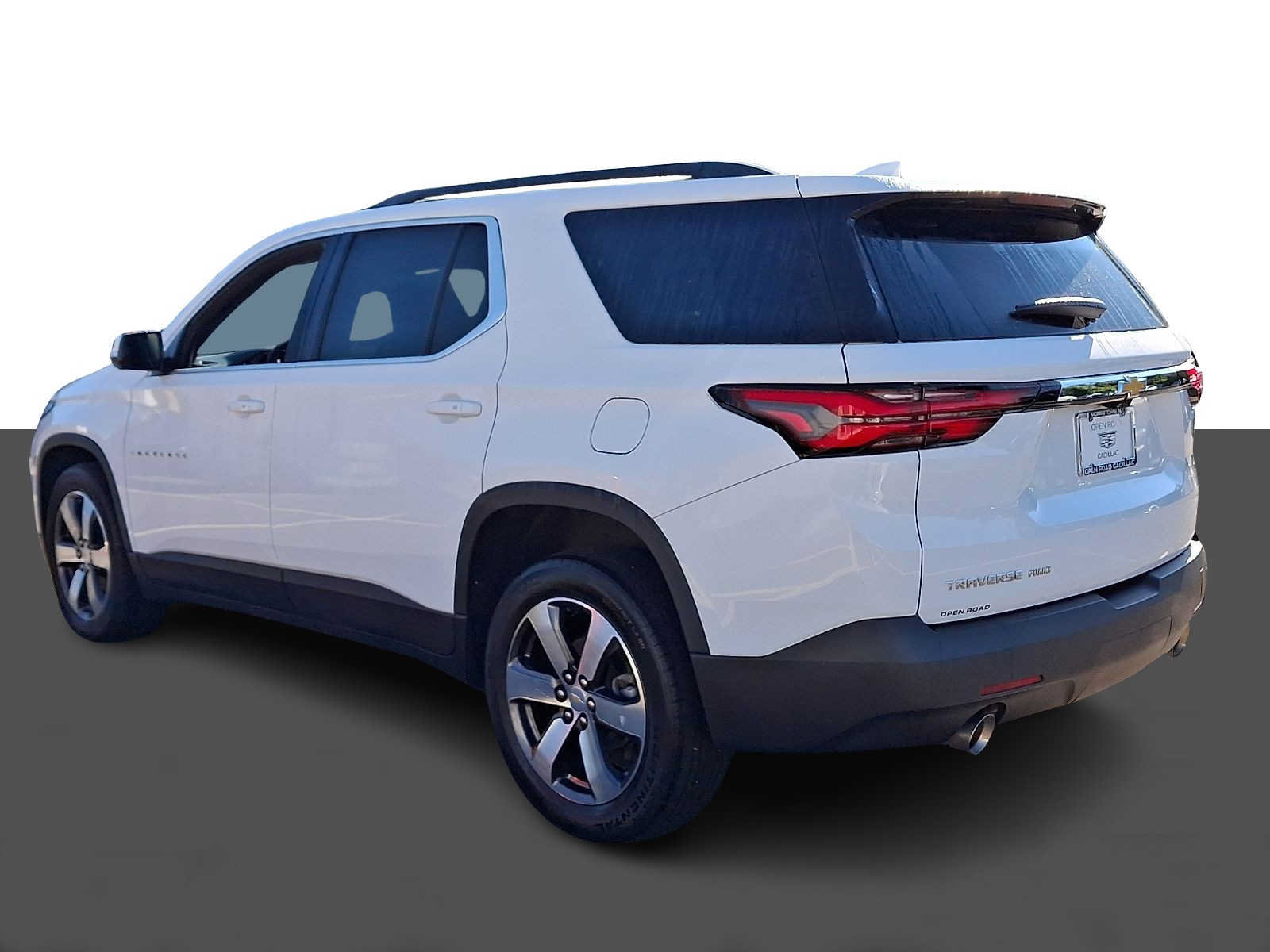 Used 2023 Chevrolet Traverse LT w/ LT Premium Package AWD/4WD image 4