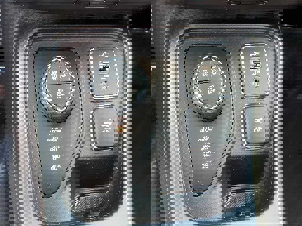 Used 2018 Jeep Compass Trailhawk w/ Leather Interior Group image 20