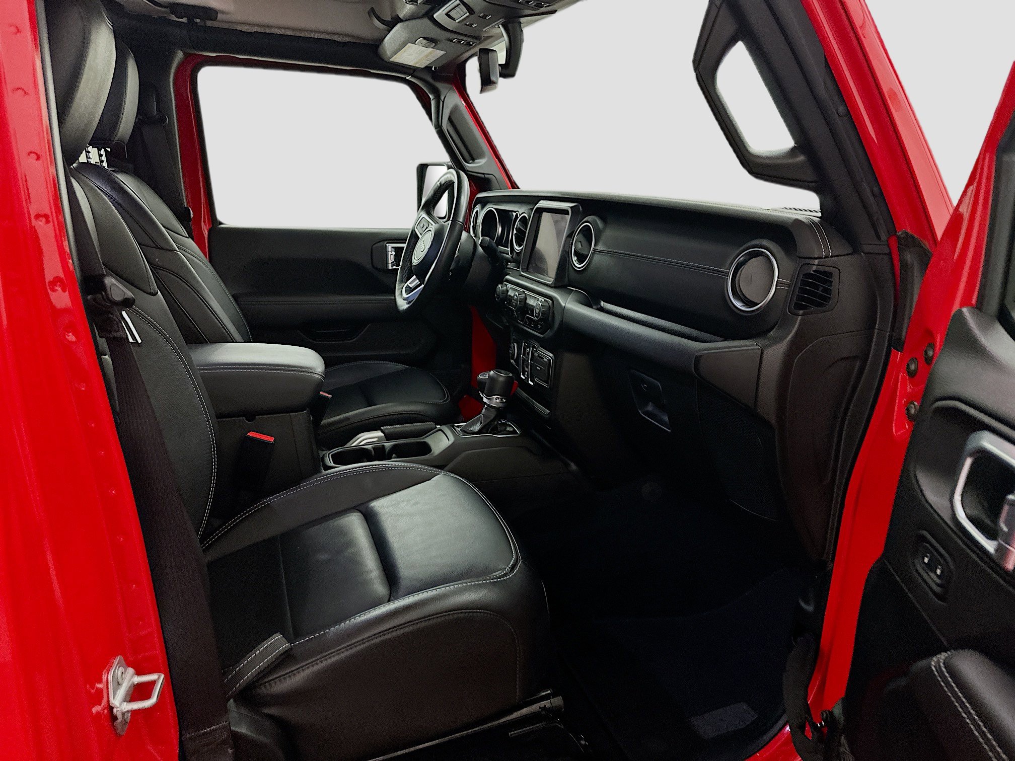 Used 2022 Jeep Wrangler Sahara w/ Cold Weather Group image 32