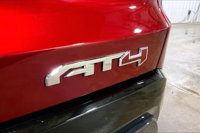 Used 2026 GMC Terrain AT4 w/ Convenience Package III AWD/4WD image 26