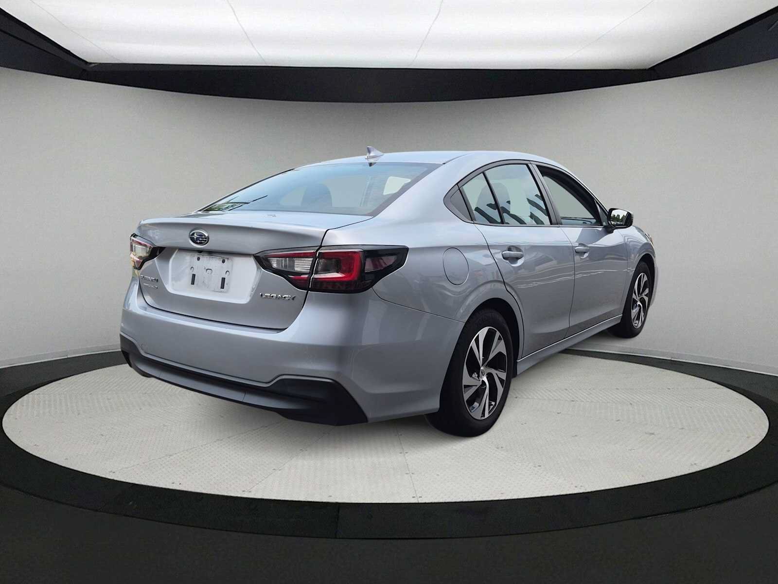 Used 2024 Subaru Legacy Premium AWD/4WD image 8