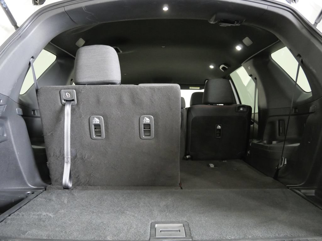 Used 2024 Honda Pilot Sport image 27