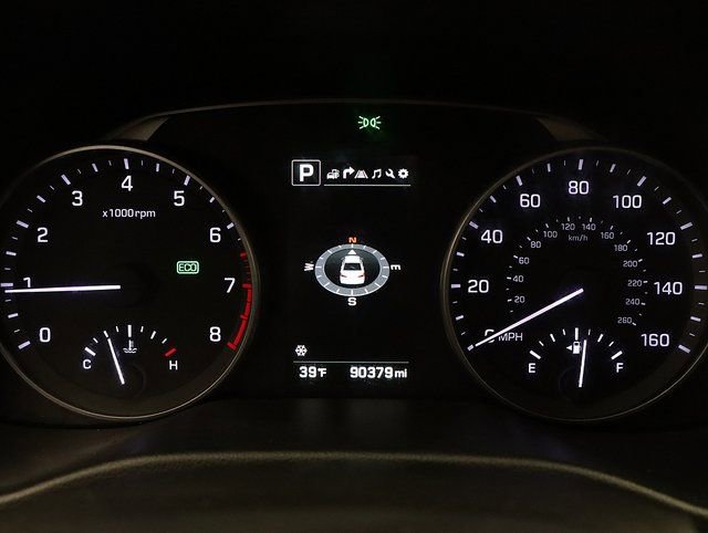 Used 2017 Hyundai Elantra Limited w/ Limited Ultimate Package 05 image 15