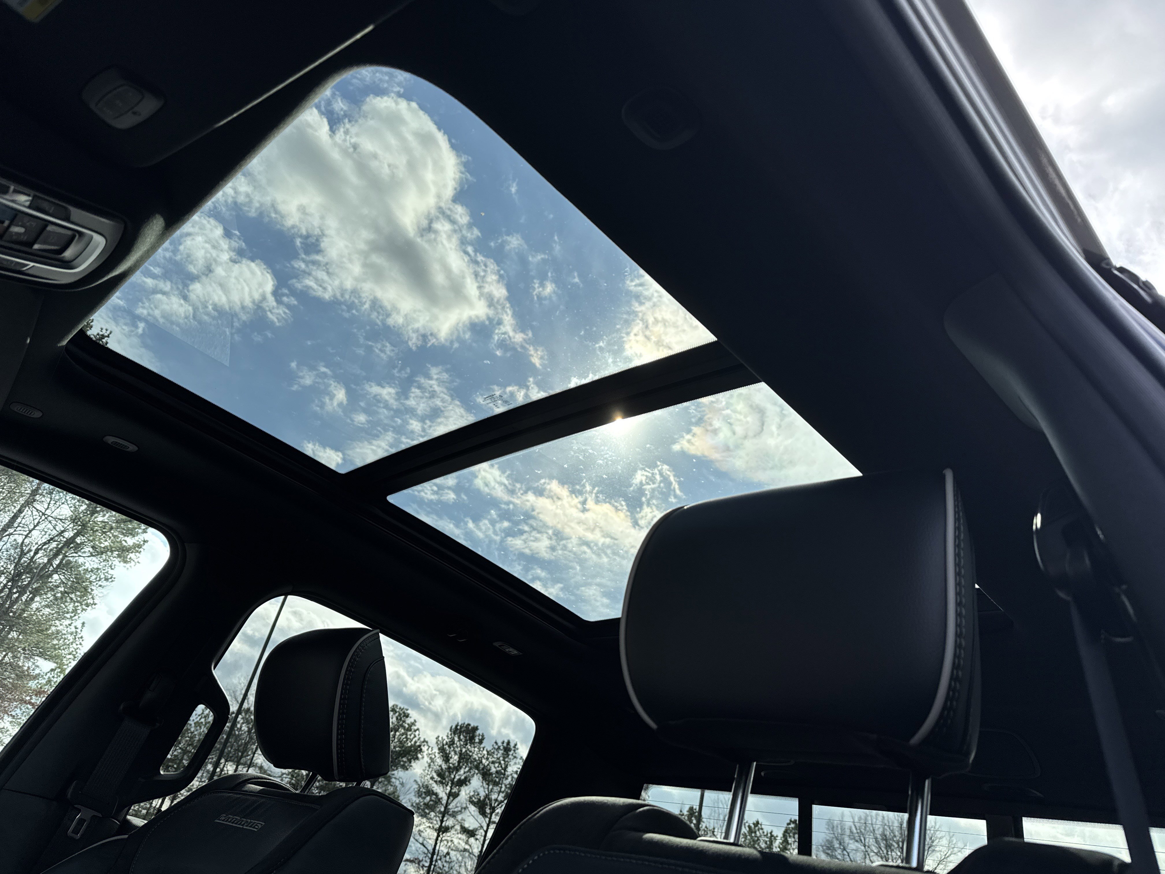 New 2026 RAM 1500 Laramie w/ Night Edition image 31