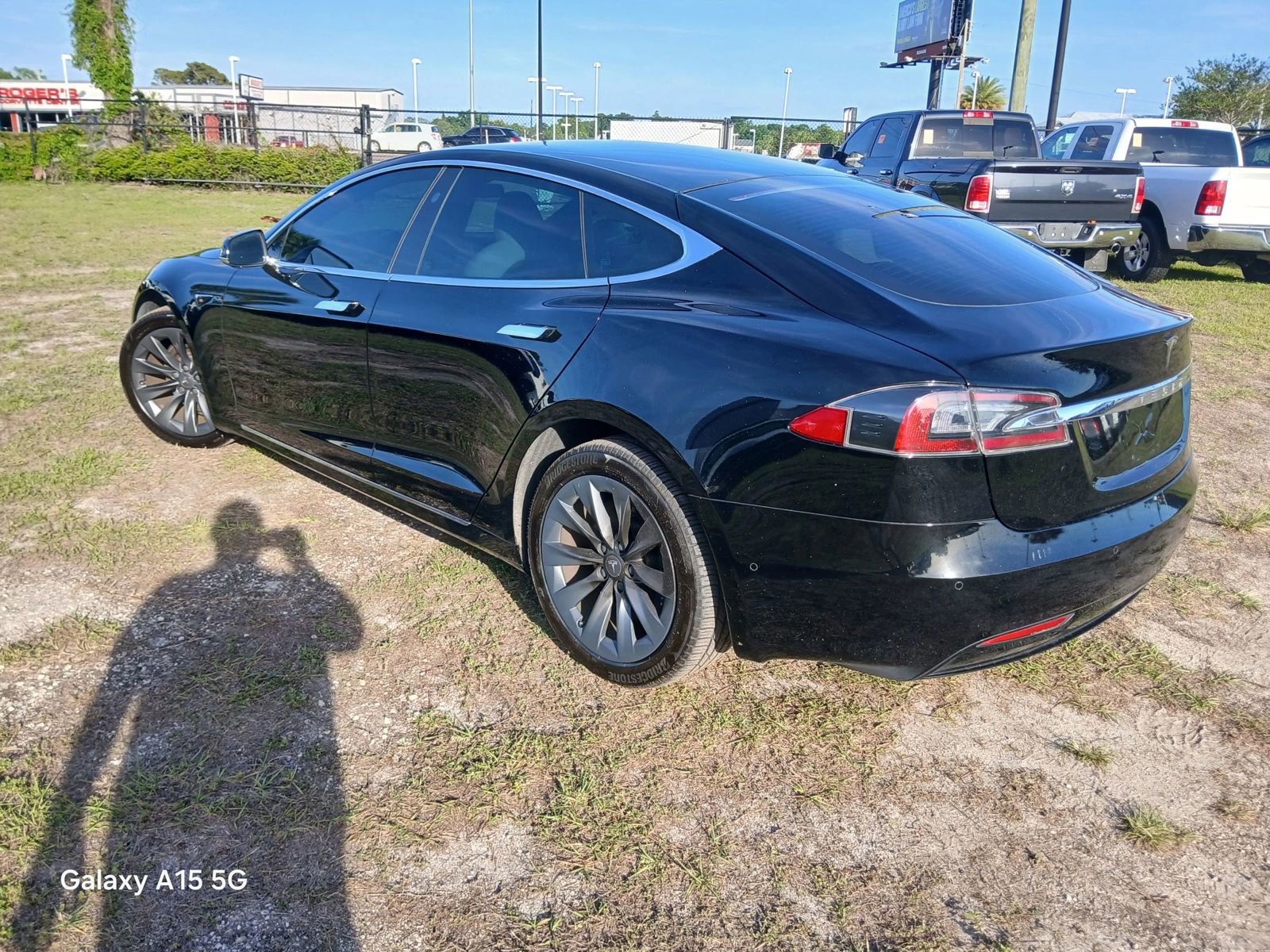 Used 2020 Tesla Model S Long Range Plus image 6