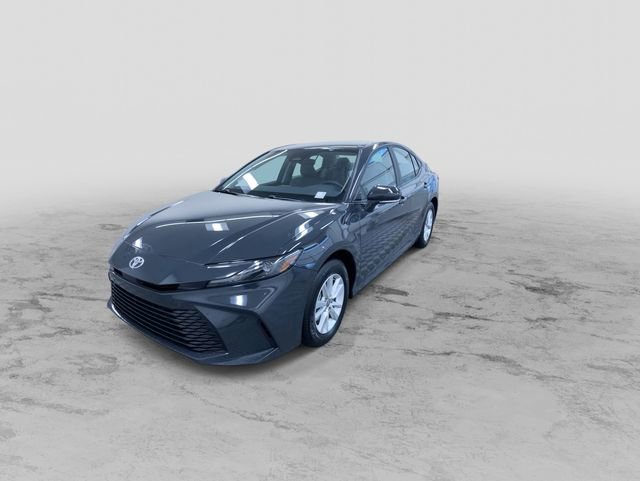 Used 2025 Toyota Camry SE image 5
