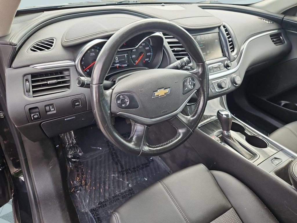 Used 2019 Chevrolet Impala LT FWD image 13