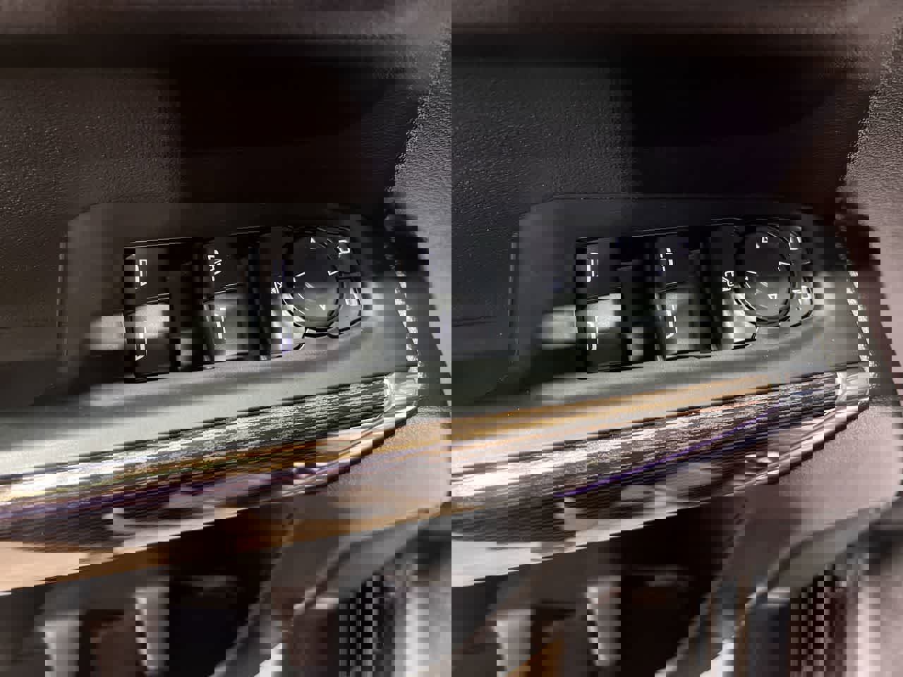 Used 2021 GMC Sierra 1500 Elevation image 12