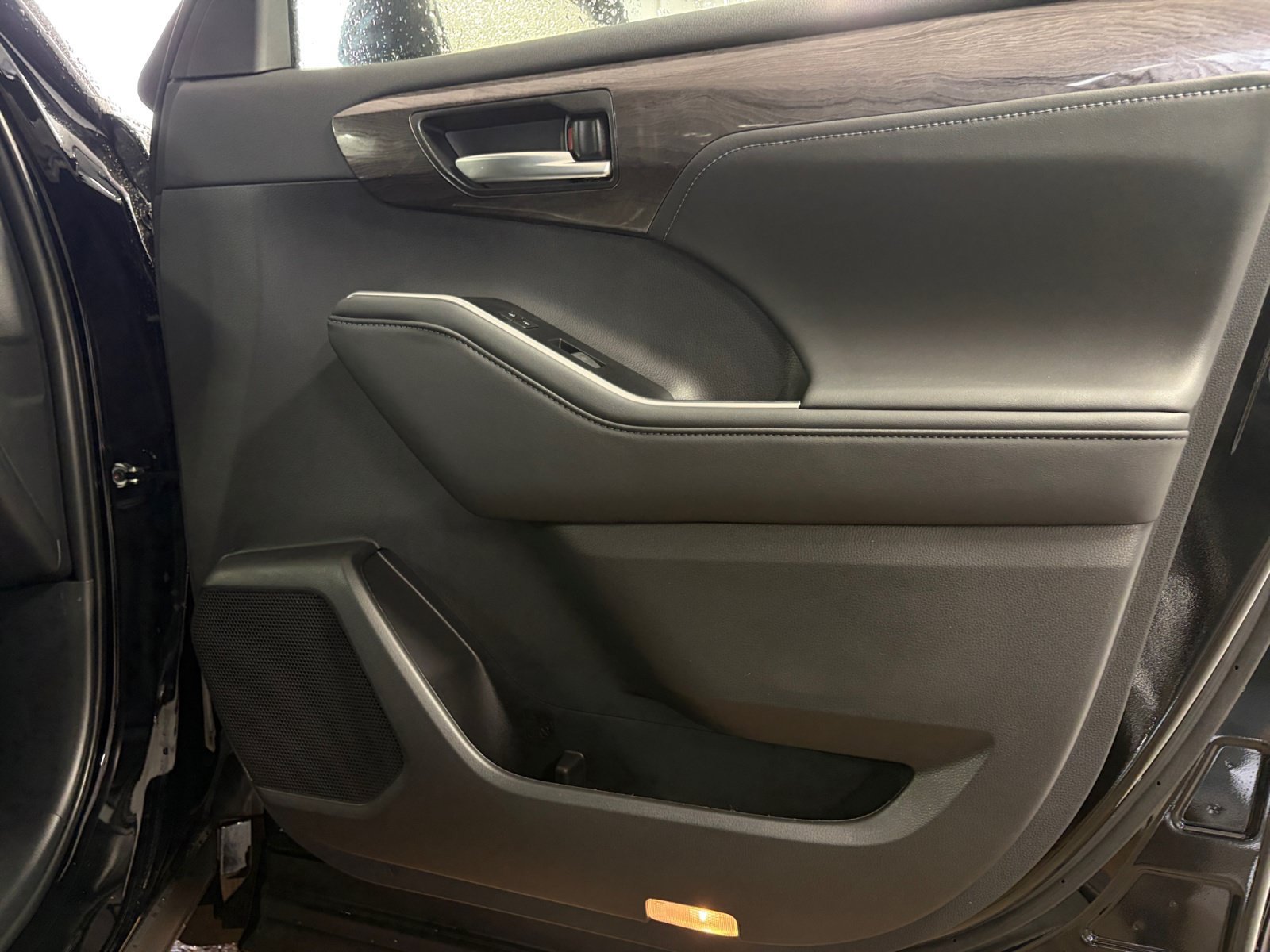 New 2026 Toyota Highlander Limited AWD/4WD image 16