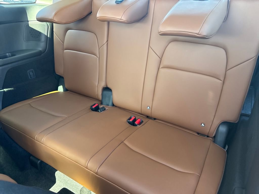 New 2026 Nissan Pathfinder Platinum image 12