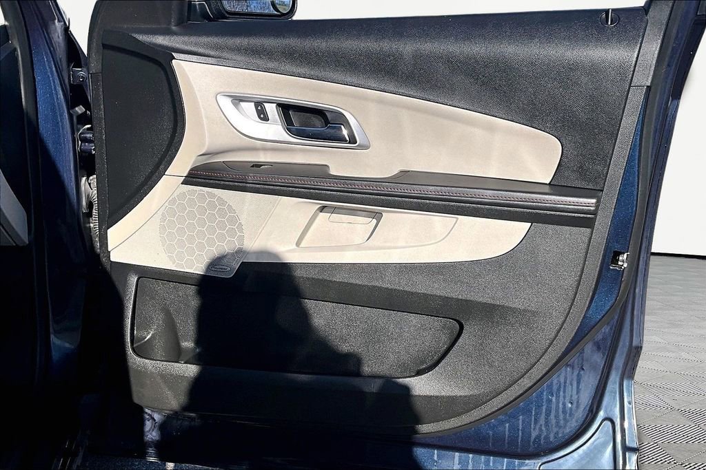 Used 2015 Chevrolet Equinox LT w/ Power Convenience Package image 24