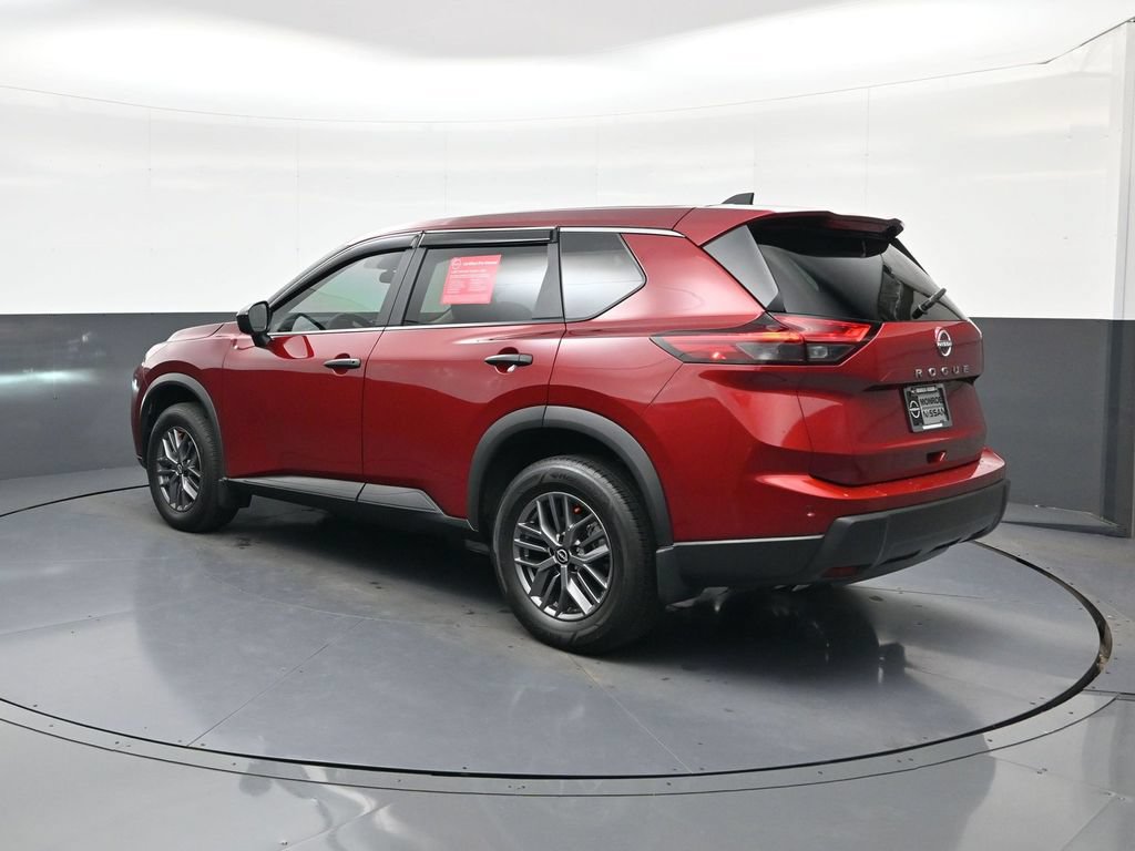 Used 2025 Nissan Rogue S FWD image 7