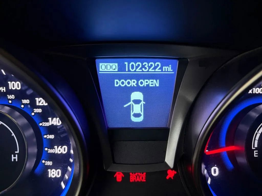 Used 2015 Hyundai Genesis 3.8 RWD image 25