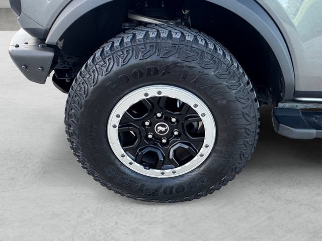 Used 2022 Ford Bronco Outer Banks w/ Sasquatch Package AWD/4WD image 23