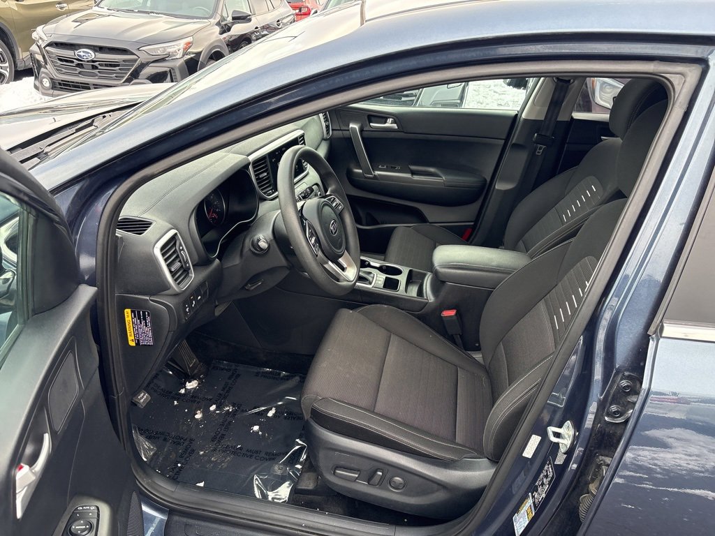 Used 2022 Kia Sportage LX w/ LX FWD Value Edition Package image 9