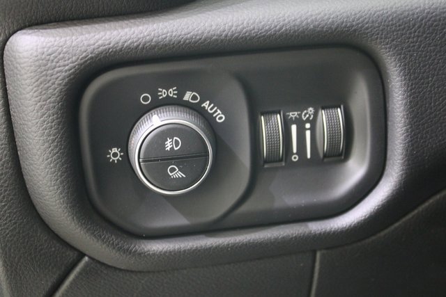 Used 2019 RAM 2500 Laramie image 12