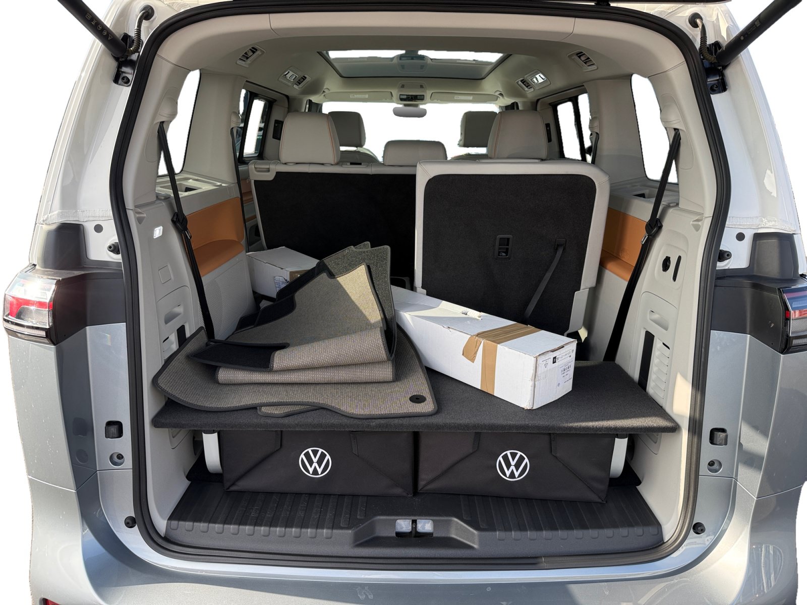 Certified 2025 Volkswagen ID. Buzz 1st Edition RWD image 17
