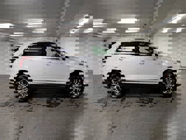 Certified 2022 Cadillac XT5 Premium Luxury w/ Technology Package image 6