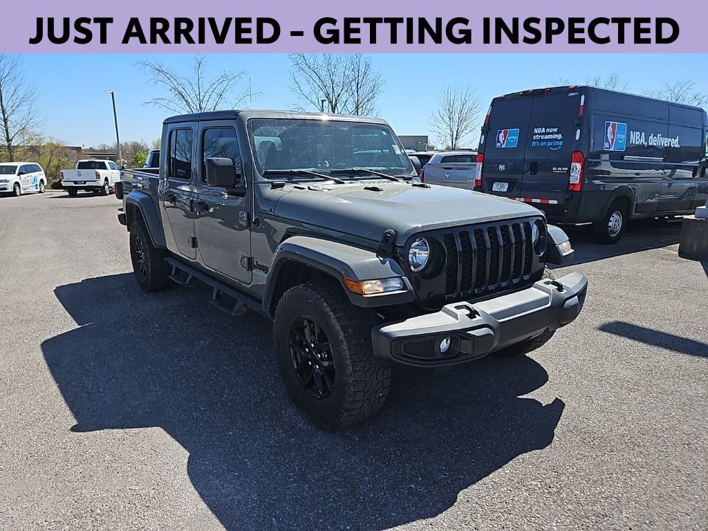Used 2022 Jeep Gladiator Sport image 1