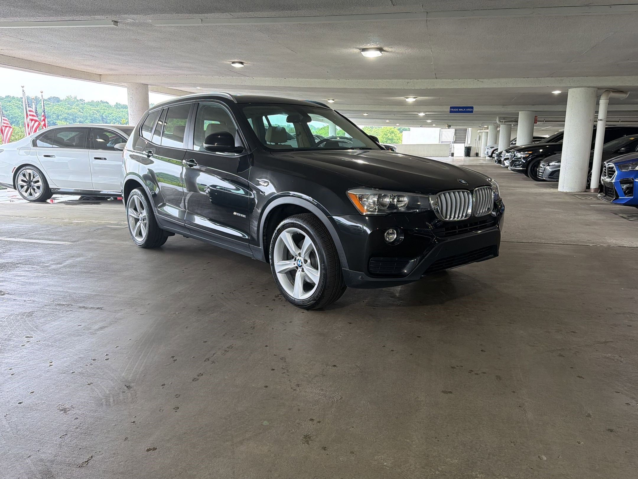 Used 2017 BMW X3 sDrive28i RWD image 6