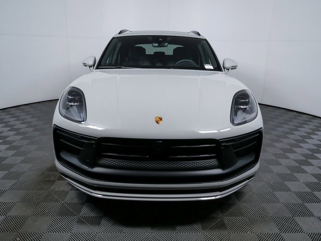 New 2026 Porsche Macan GTS image 35