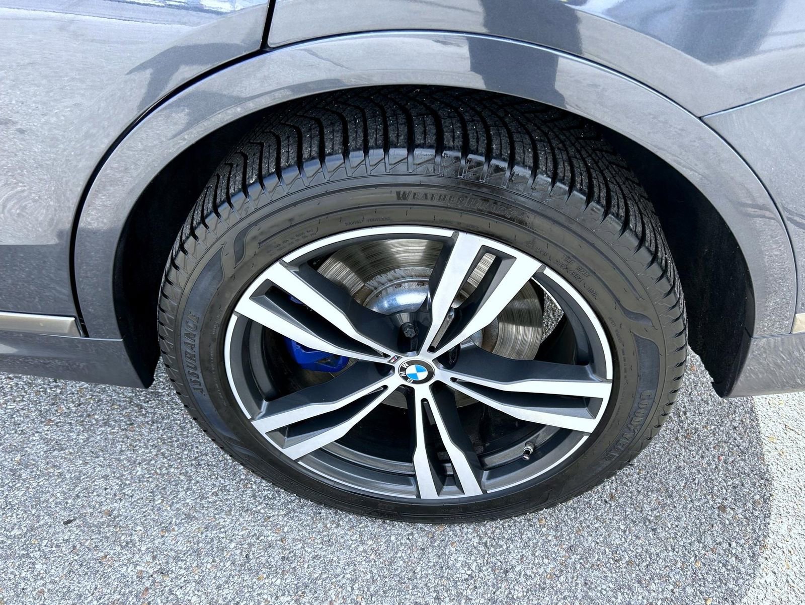 Used 2020 BMW X7 M50i w/ Cold Weather Package AWD/4WD image 22