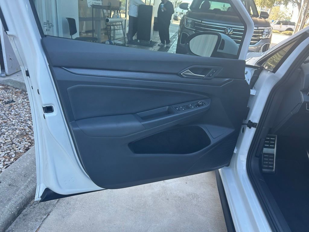 Used 2023 Volkswagen GTI Autobahn image 50