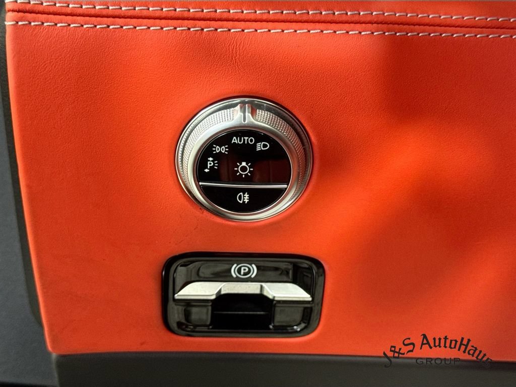 Used 2022 Mercedes-Benz SL 55 AMG 4MATIC image 10