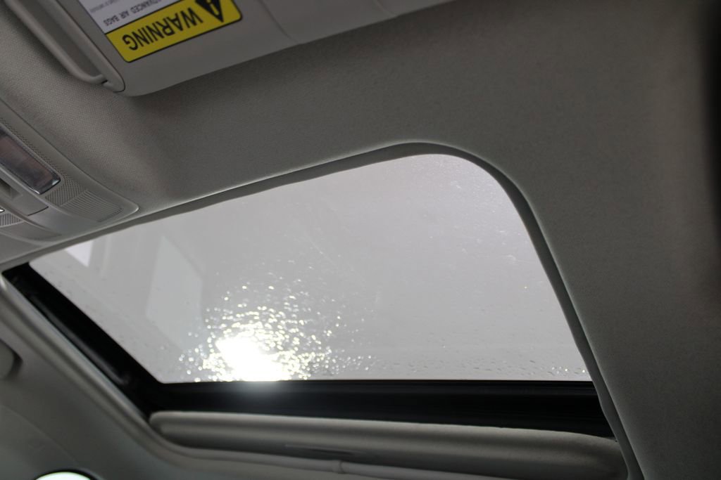 Used 2016 MAZDA MAZDA3 i Touring image 32