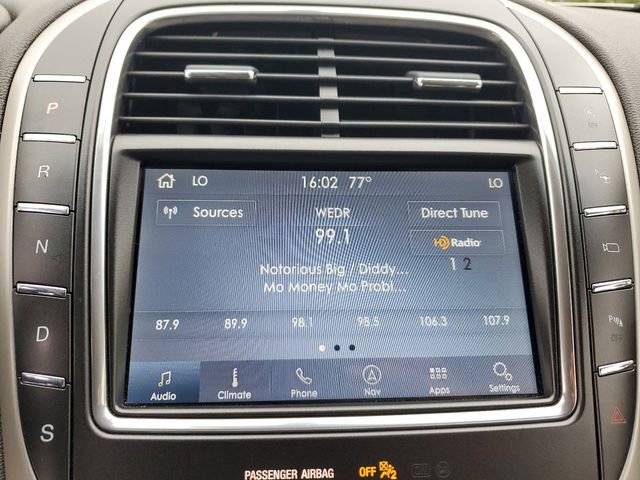 Used 2019 Lincoln Nautilus Reserve image 28