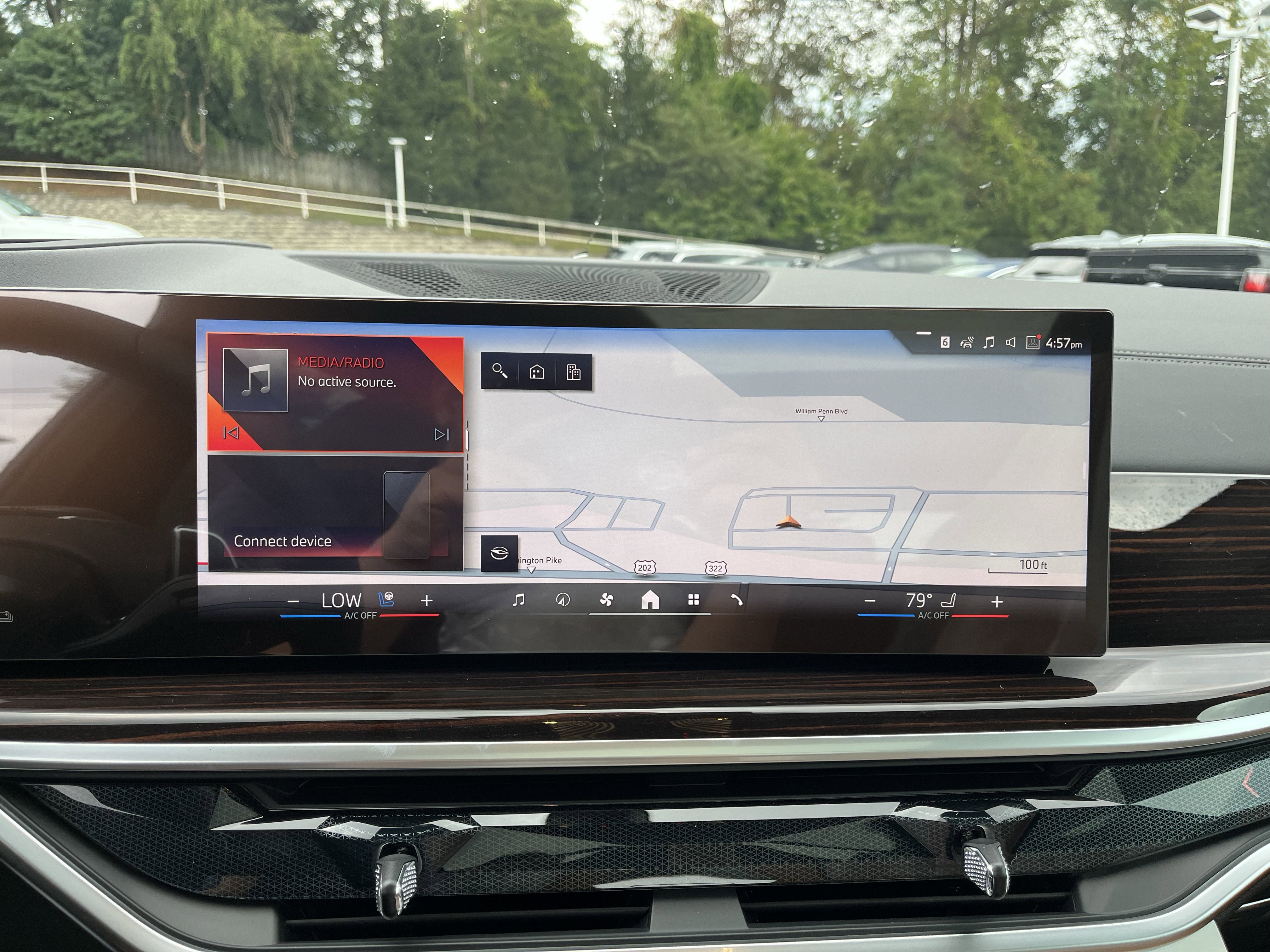 Used 2026 BMW X5 xDrive50e w/ Executive Package image 12