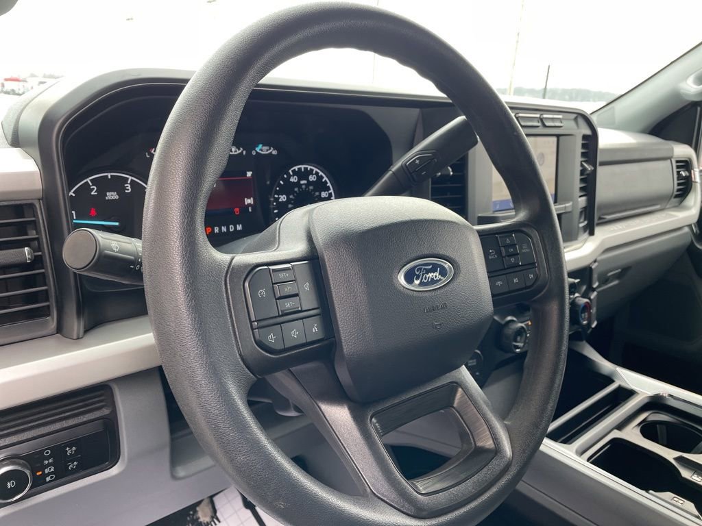 Used 2024 Ford F350 XLT w/ FX4 Off-Road Package image 9