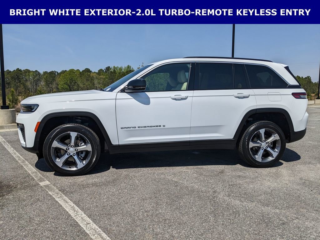 New 2026 Jeep Grand Cherokee Limited RWD image 8