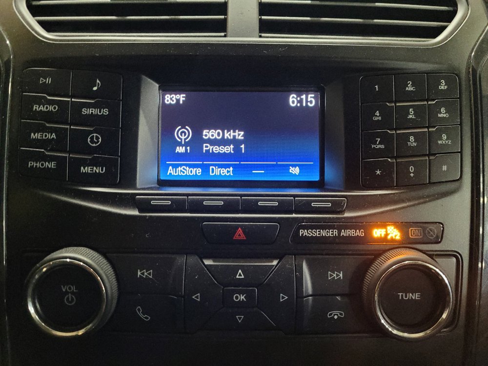 Used 2018 Ford Explorer XLT AWD/4WD image 25