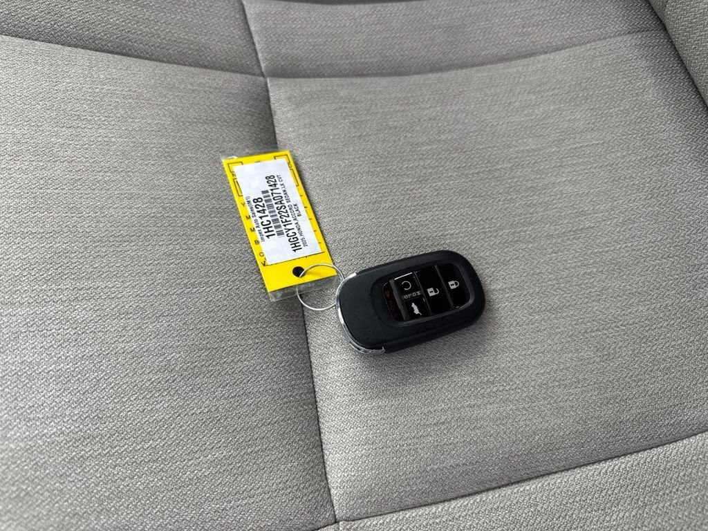 Used 2025 Honda Accord LX image 20