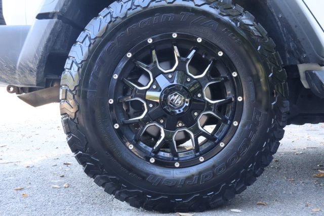 Used 2018 Jeep Wrangler Unlimited Sport S image 23