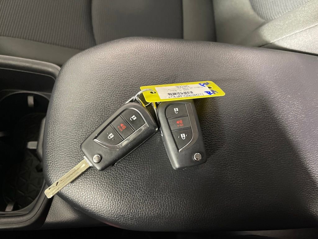 Certified 2025 Toyota RAV4 LE image 24