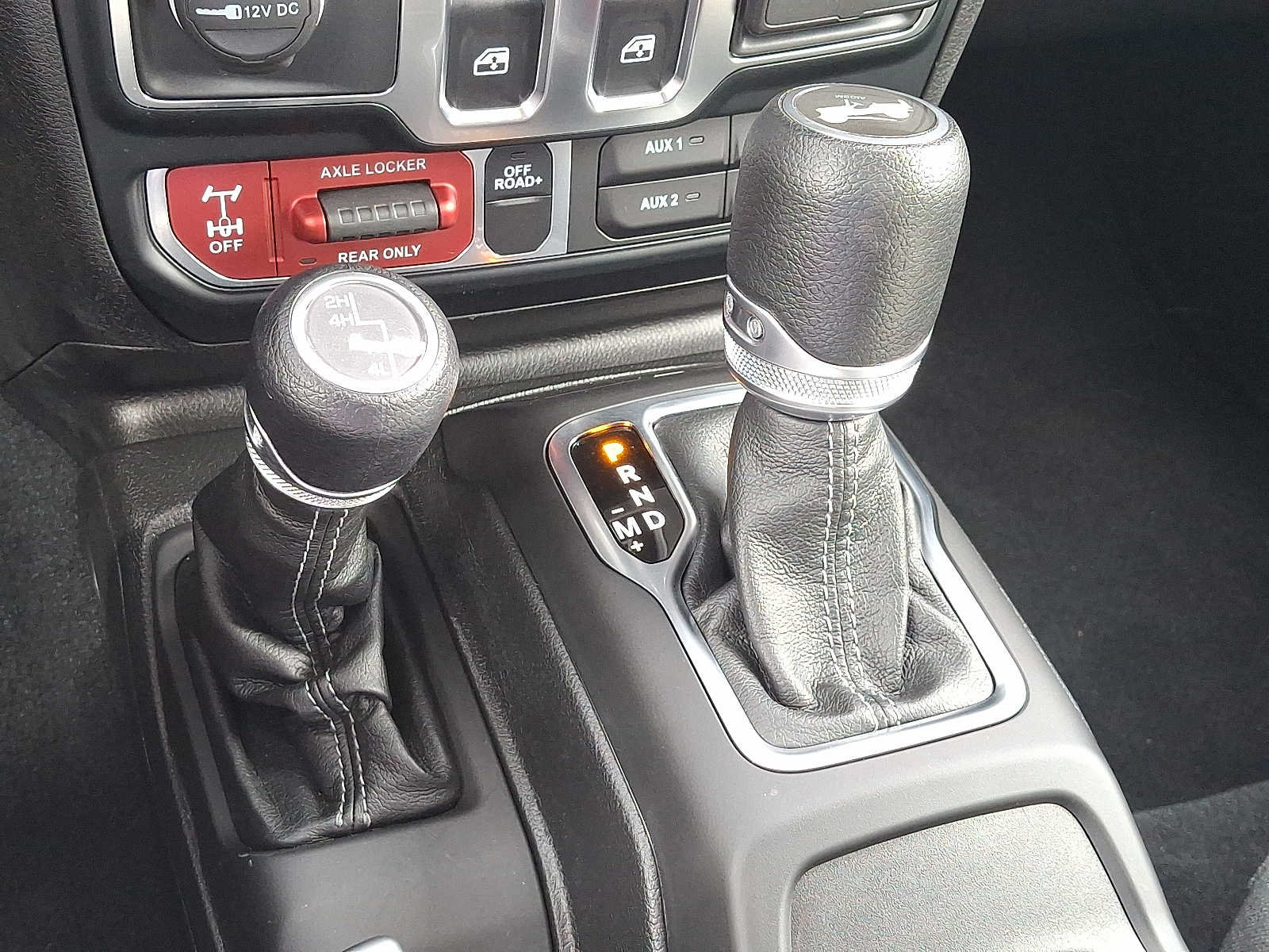 Used 2024 Jeep Wrangler Sport AWD/4WD image 14