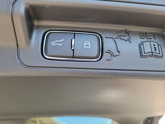 New 2026 Ford Explorer Active w/ Active Comfort Package RWD image 8