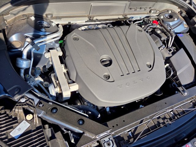 New 2027 Volvo XC60 B5 Core AWD/4WD image 19