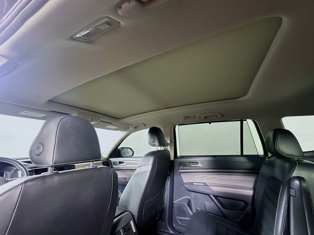 Used 2021 Volkswagen Atlas SEL Premium image 13