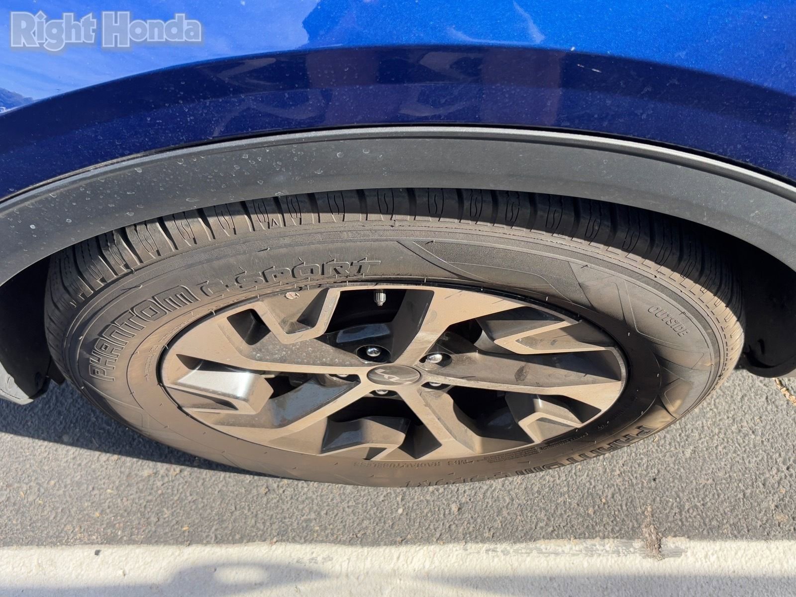 Used 2023 Kia Sportage EX image 8