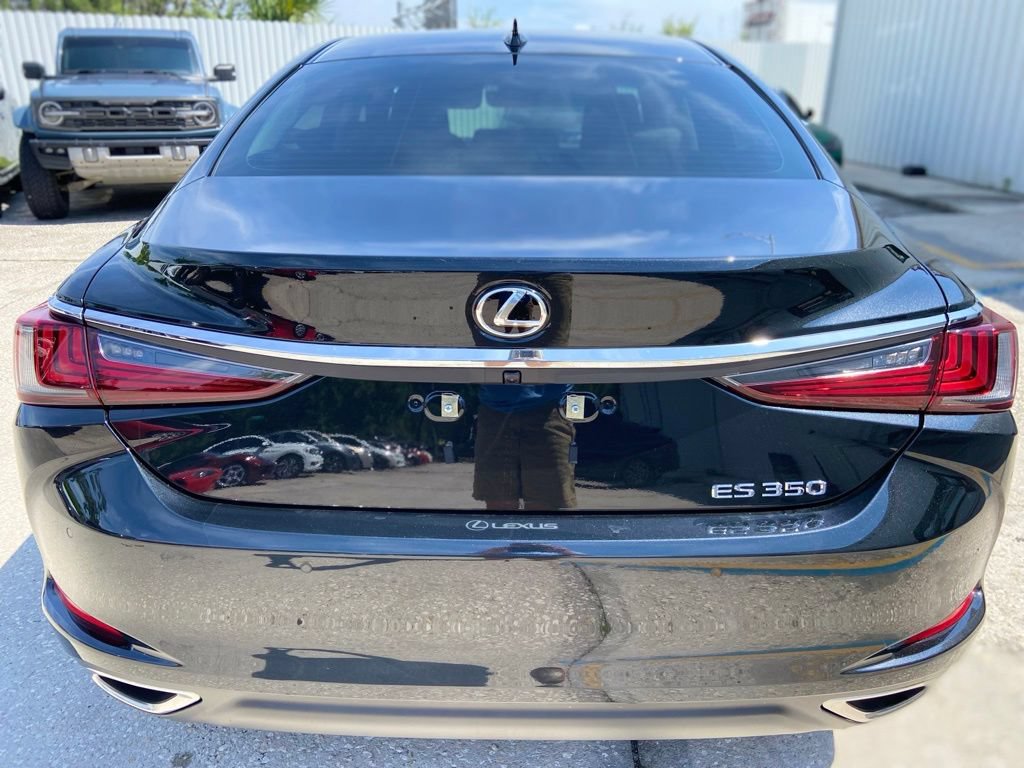 Used 2021 Lexus ES 350 w/ Premium Package FWD image 4